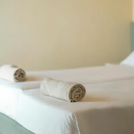 Aparthotel Dany Con Cucina Vista Piscina E Parcheggio 3*