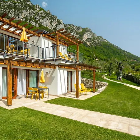 Aparthotel Dany Con Cucina Vista Piscina E Parcheggio